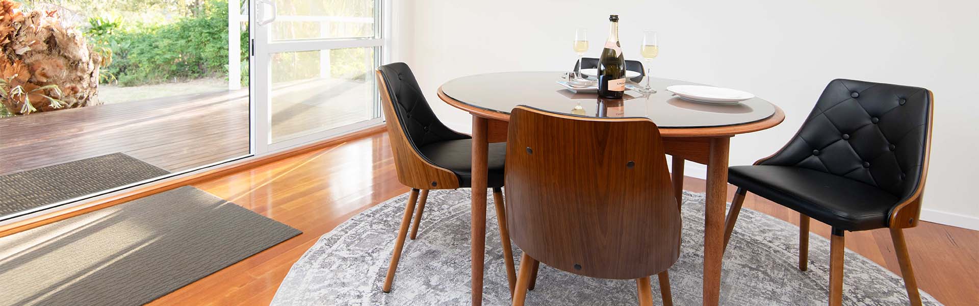 dining room with table and chairs